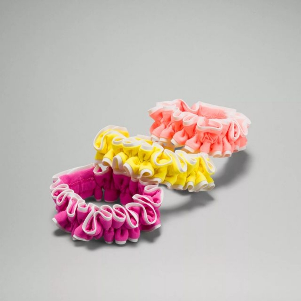 Lululemon Skinny Reflective Scrunchie 3 Pack Sonic Pink/Yellow/Sunset Coral NWT